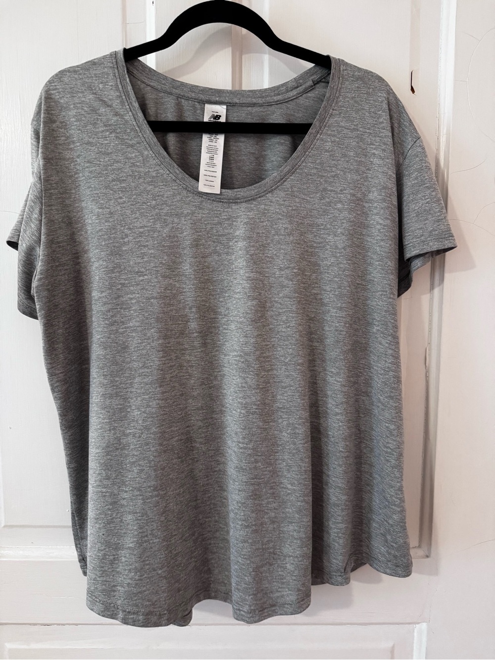 New Balance Women's Gray Scoop Neck Short Sleeve Tee